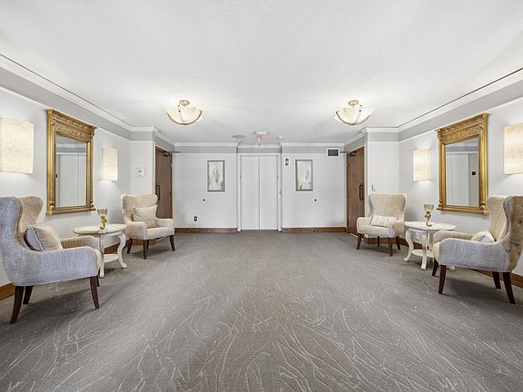 3rd image of 420 6th Ave S APT 303