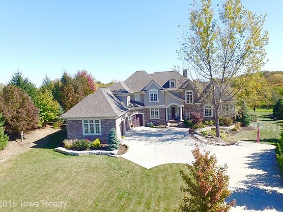 4th image of 1316 Burr Oaks Dr