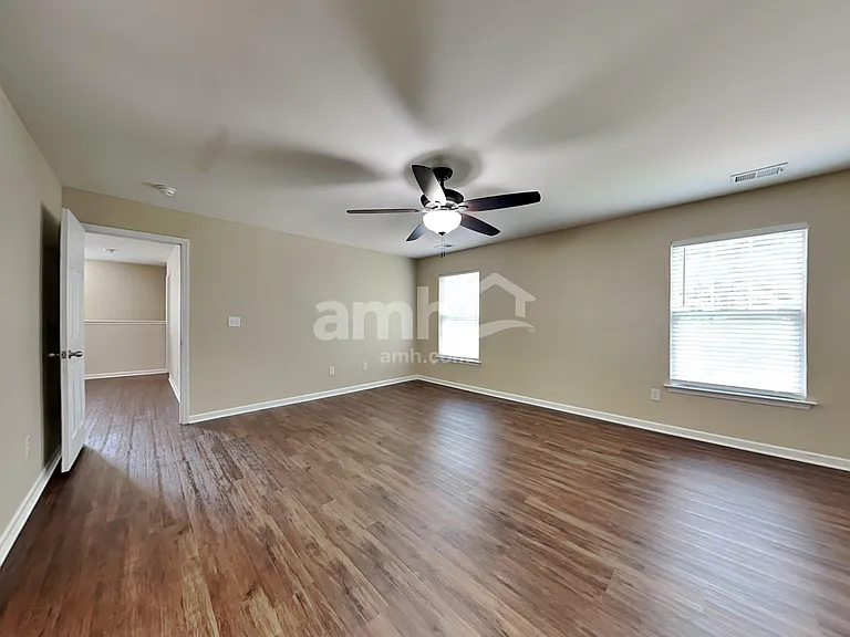 314 Southwilde Way — Photo 13