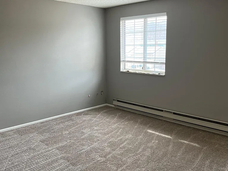 4652 S Devinney St — Photo 10
