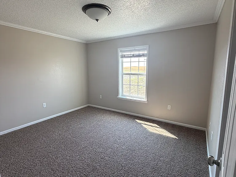 2784 Hillview Estates Dr — Photo 7
