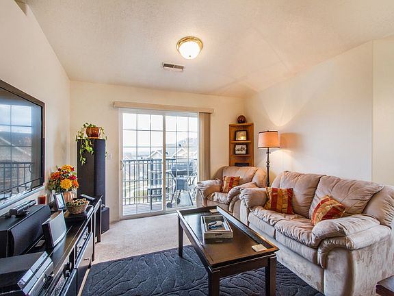 2nd image of 2128 N Morning Star Dr Unit 9