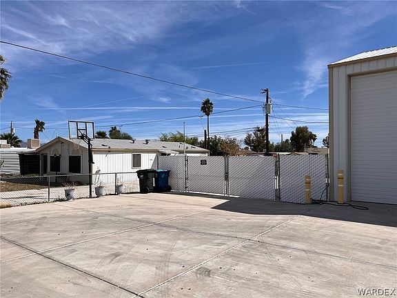 3rd image of 530 Havasu Lane