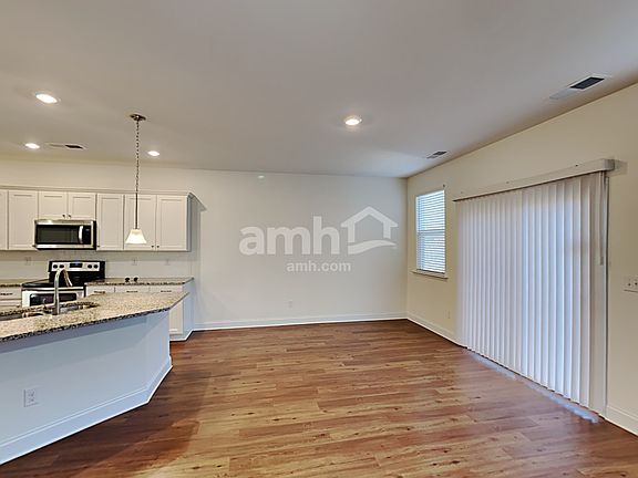 5th image of 3180 Greystoke Ct