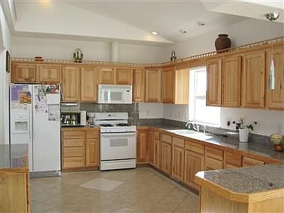 One kitchen view, HUGE!