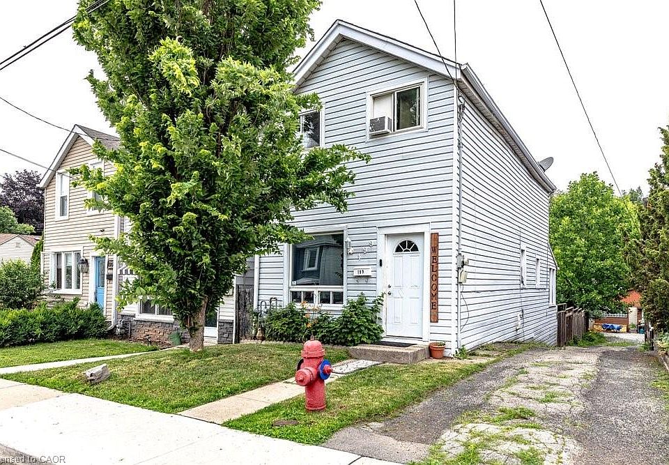 1st image of 199 Wood St E