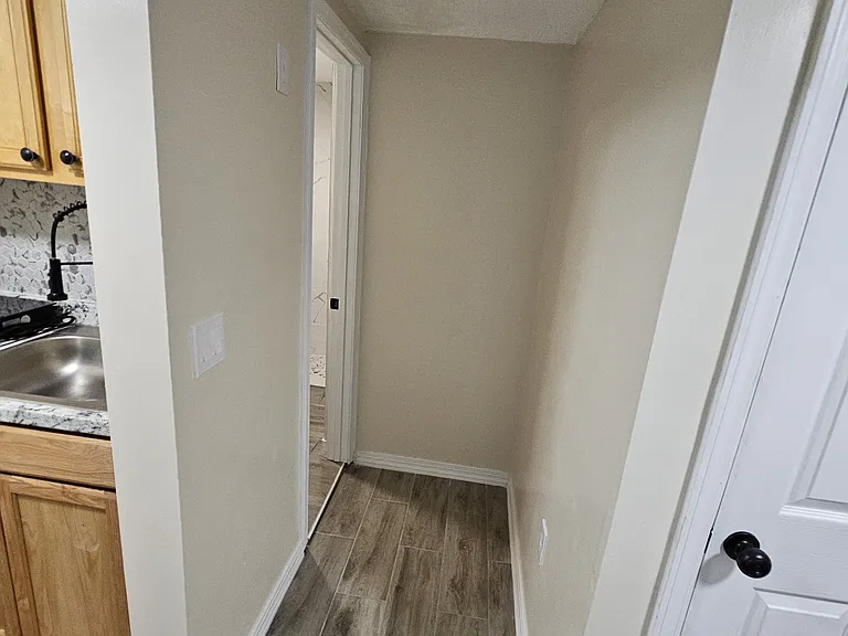 S Sunland Dr — Photo 9