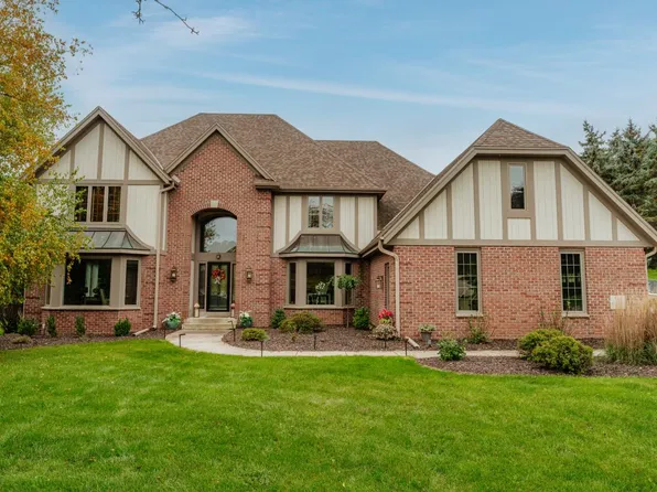 N30W30257 Great Hill COURT, Pewaukee, WI 53072