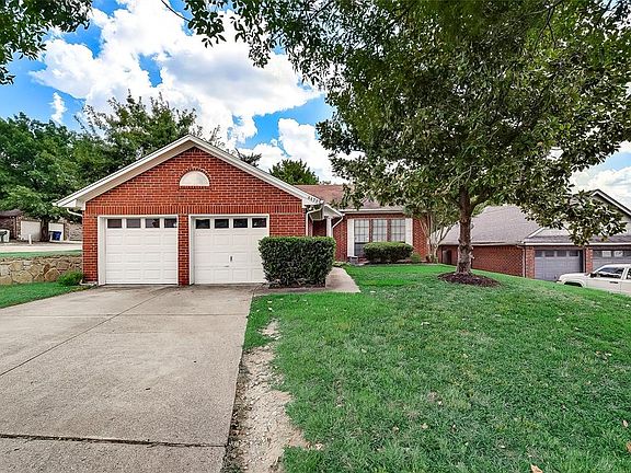 2nd image of 6620 Mountain Cedar Ln