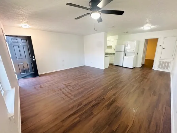 3016-18 Jean Lafitte Pkwy #3018-C, Chalmette, LA 70043