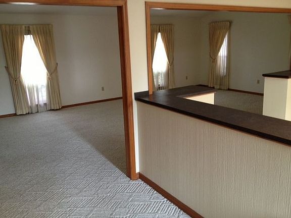 Spacious Entry