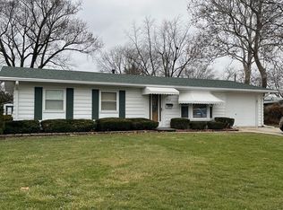 5 Curtmar Ct, Montgomery, IL 60538