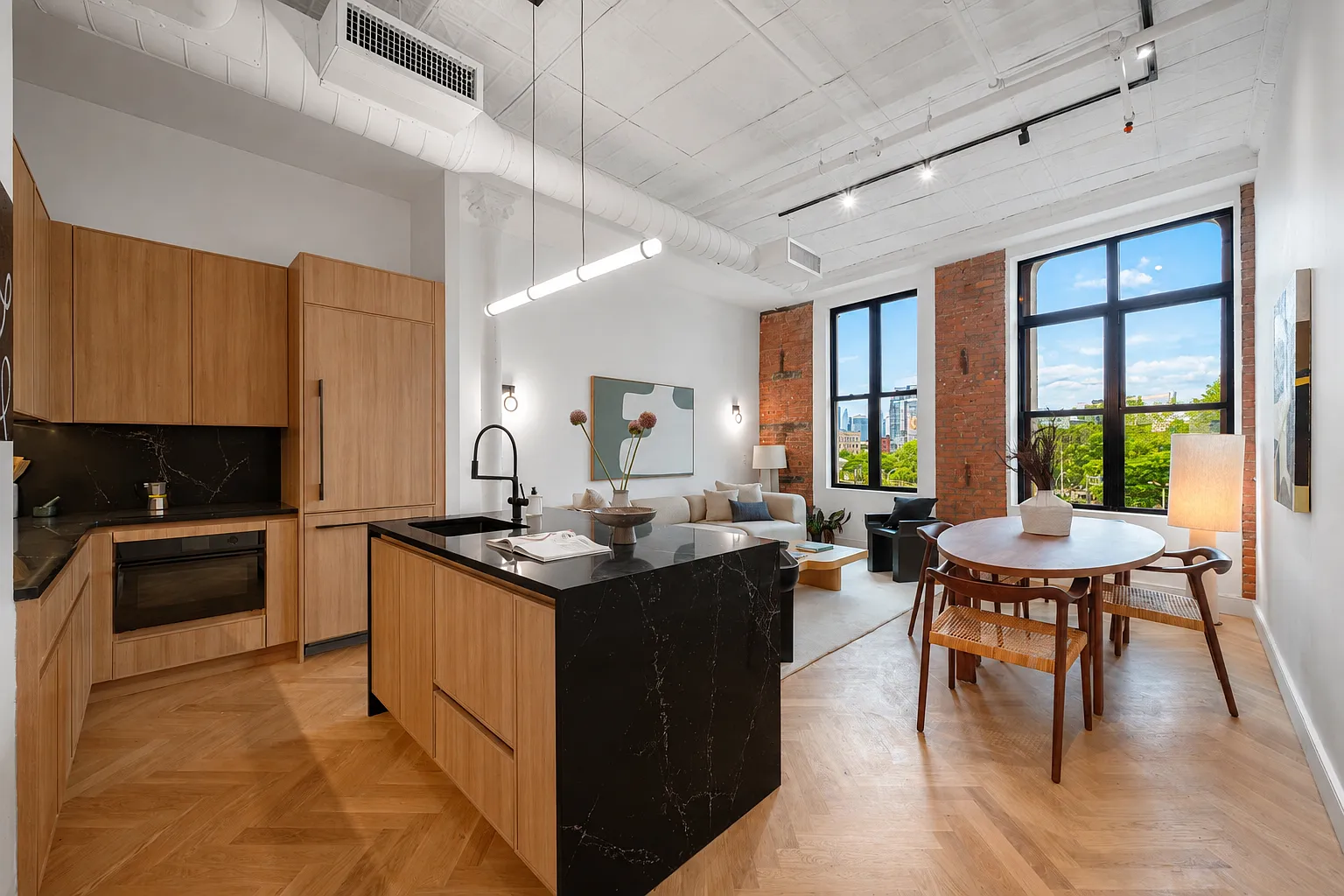 240 Broadway — Photo 1