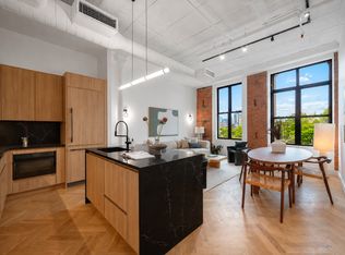 240 Broadway APT 402, Brooklyn, NY 11211
