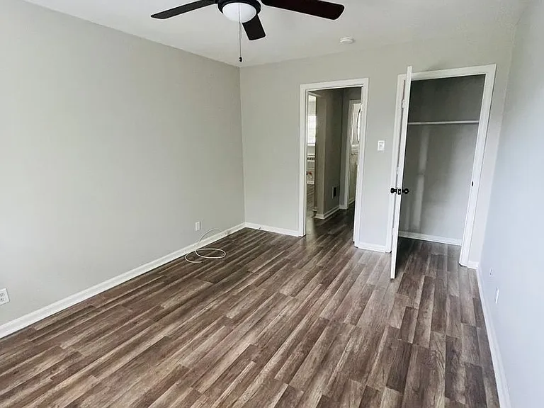 306 N Jackson St — Photo 20