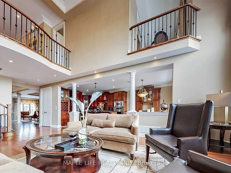 246 Sir Benson Dr — Photo 11