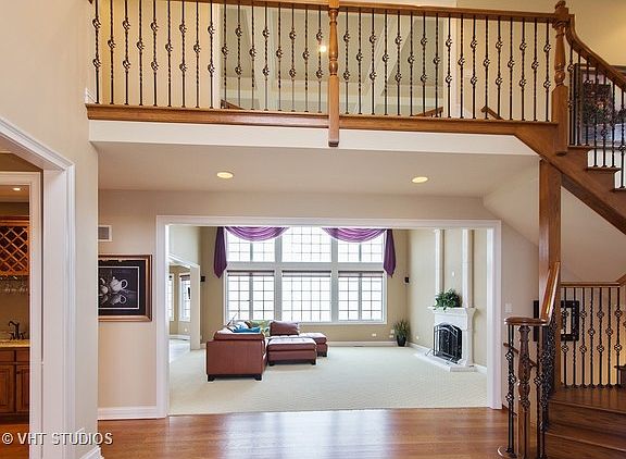 2nd image of 15622 S Jeanne Ln