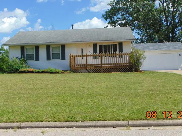 915 Cloverdale Ave, Crestline, OH 44827