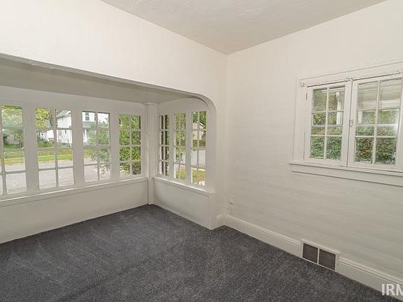 5th image of 1140 Sorin St