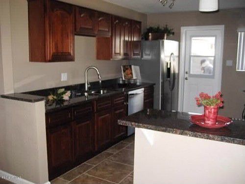 5th image of 8525 E Thornwood Dr