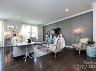 1831 Shumard Ln, Charlotte, NC 28205