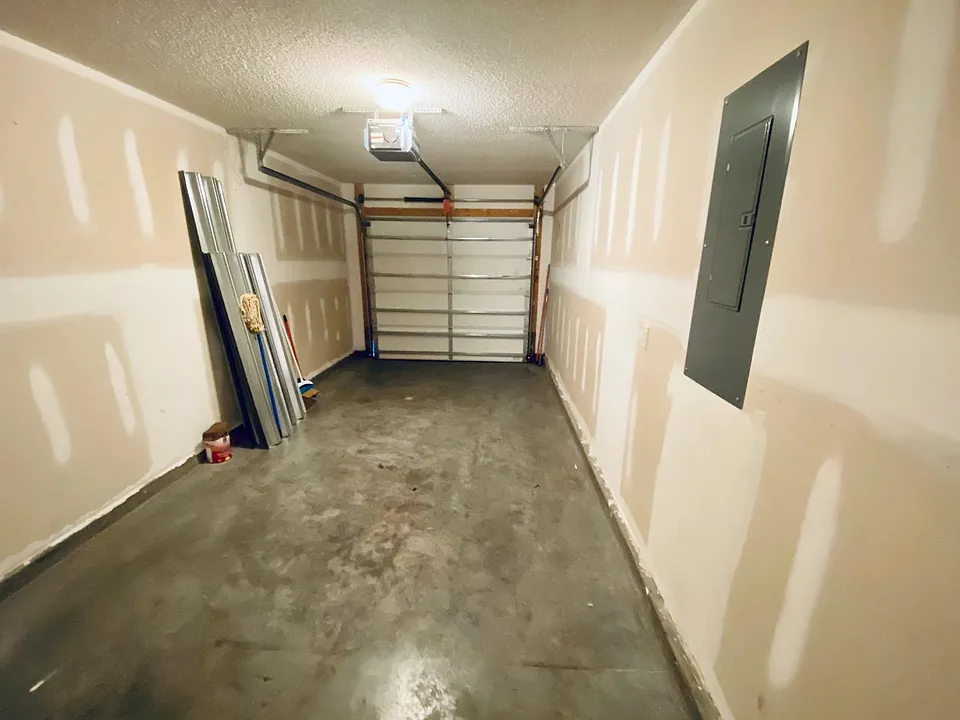 Garage_08102020
