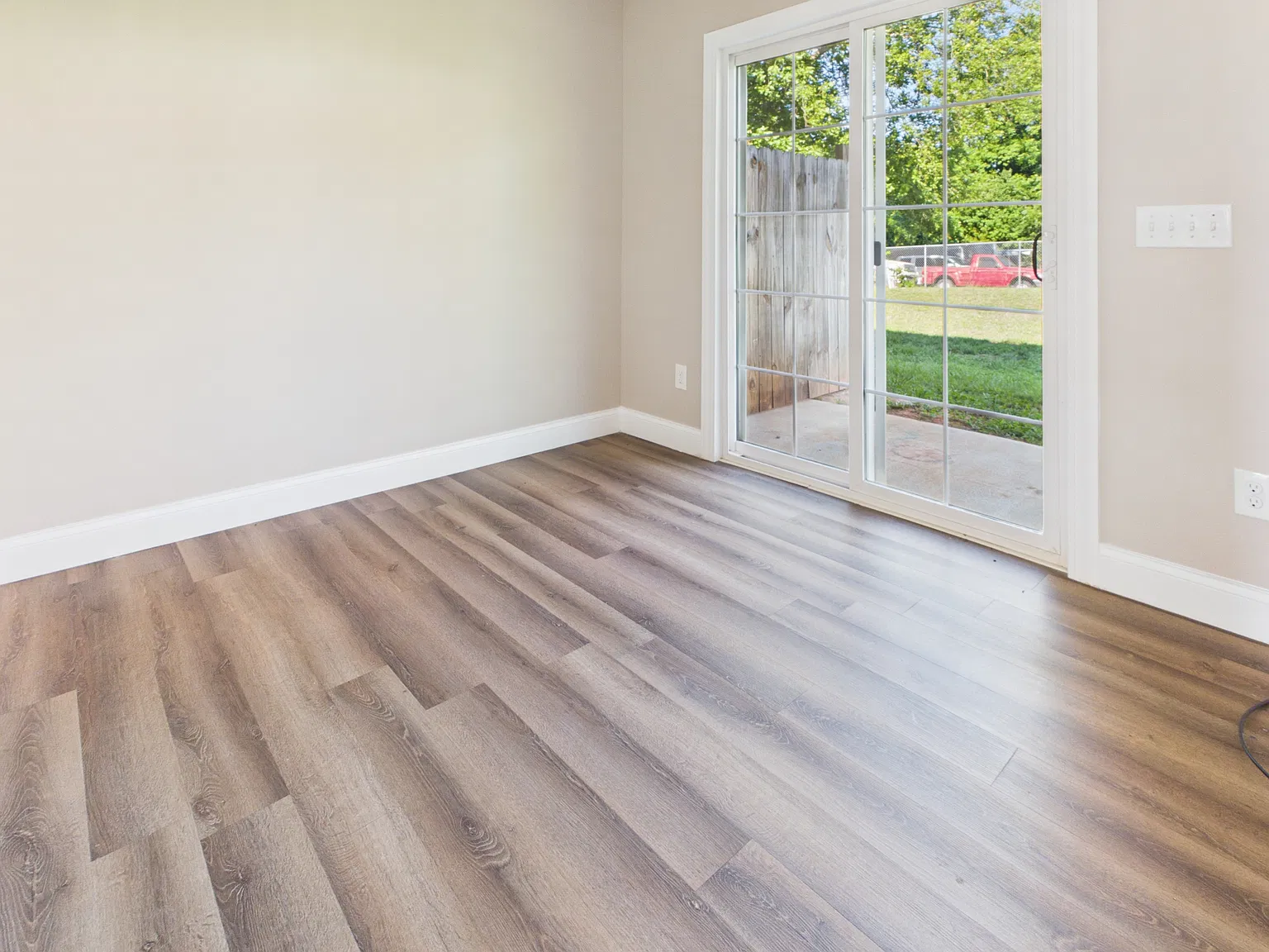 1329 Filbert Street - 1 — Photo 4