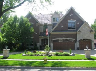 302 S Poplar Ave, Elmhurst, IL