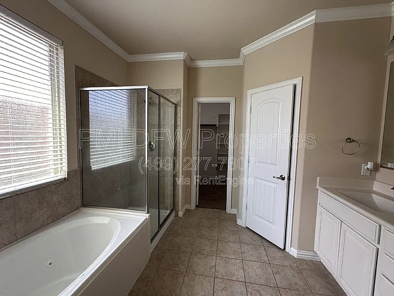 16612 Stillhouse Hollow Ct — Photo 12