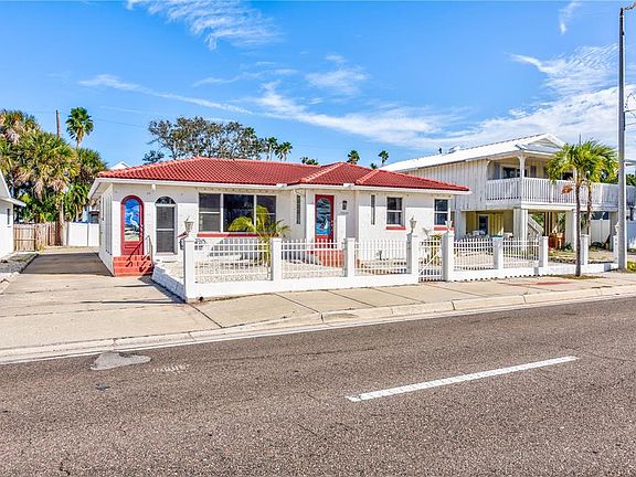 2nd image of 16245 Gulf Blvd