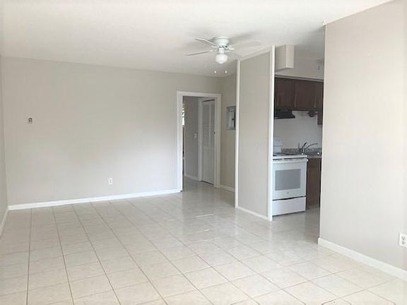 3rd image of 1220 S Franklin Cir #D