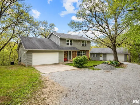 1565 Hickory Point Rd, Metamora, IL 61548