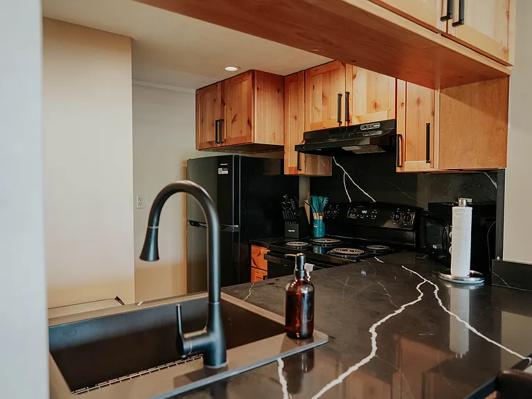 2000 Prospector Ave #414 — Photo 8