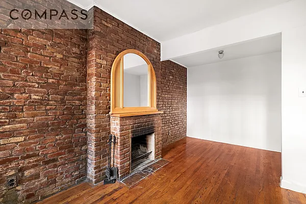 Rented by Compass | media 10