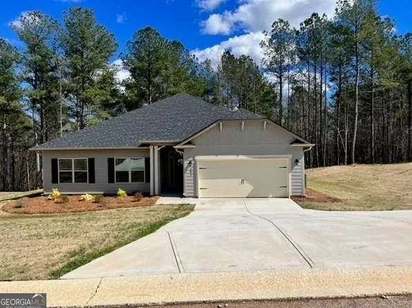 261 Eagle Heights Dr, Maysville, GA 30558