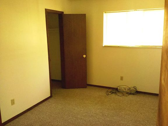 Rental 2816 Norwich_23980_4_01052015
