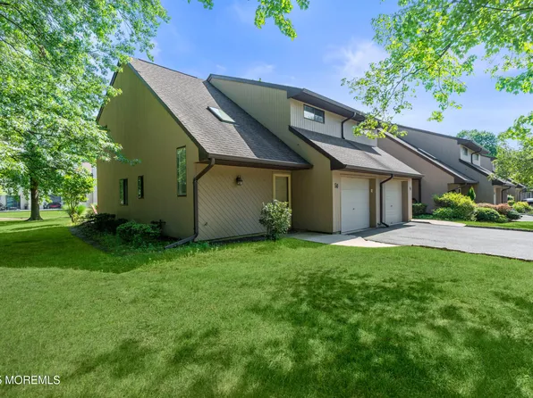 50 Lenape Trail, Tinton Falls, NJ 07724