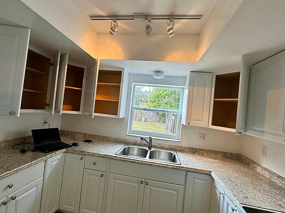 2nd image of 3661 Arch Ave #A