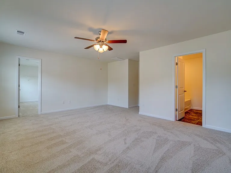 584 Craftsman Ln — Photo 16