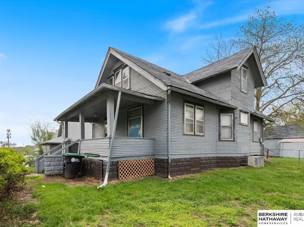 4149 Erskine St, Omaha, NE 68111