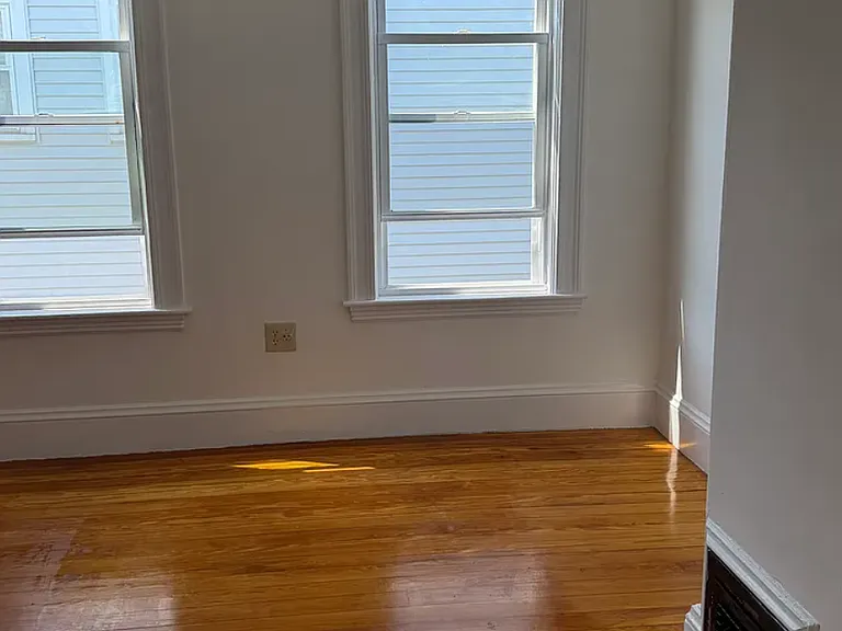 36 Derby St #2 — Photo 7