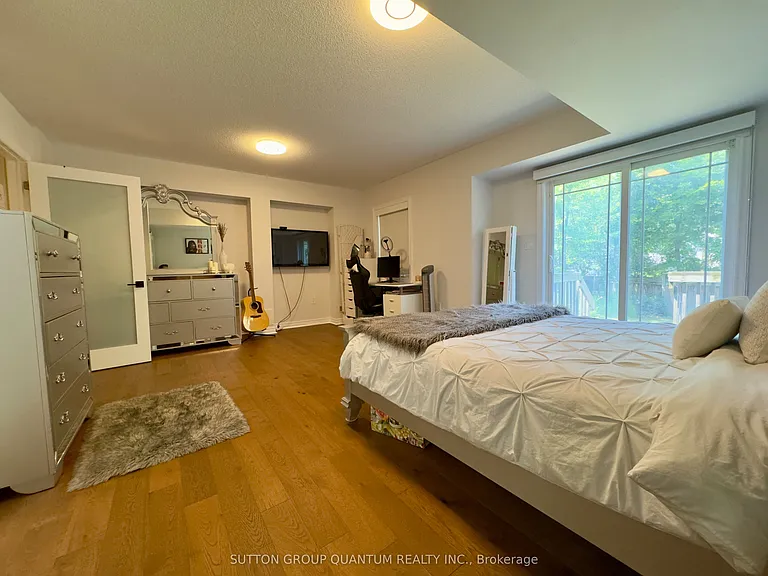 102 Lake Ave — Photo 36