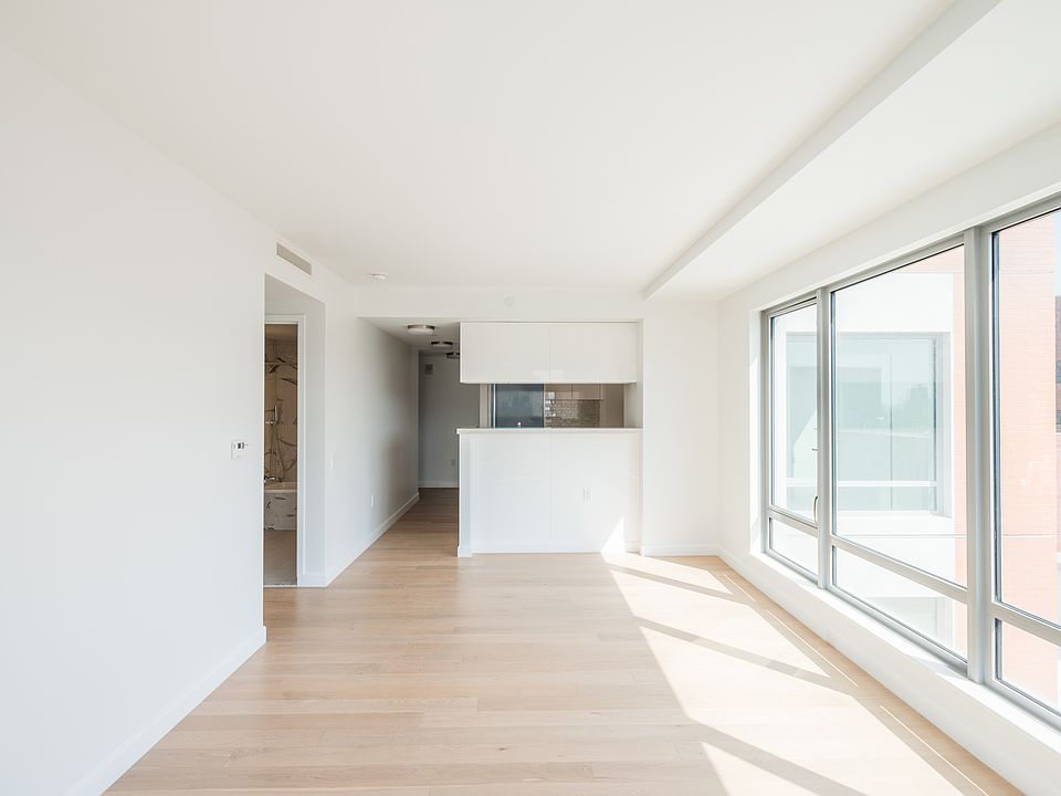 1st image of 13835 39th Ave APT 5G