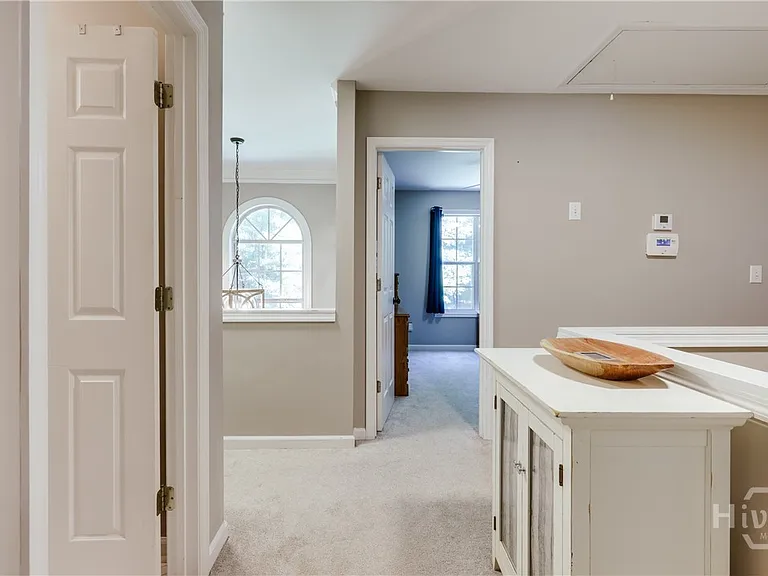 2221 Whippoorwill Rd — Photo 9