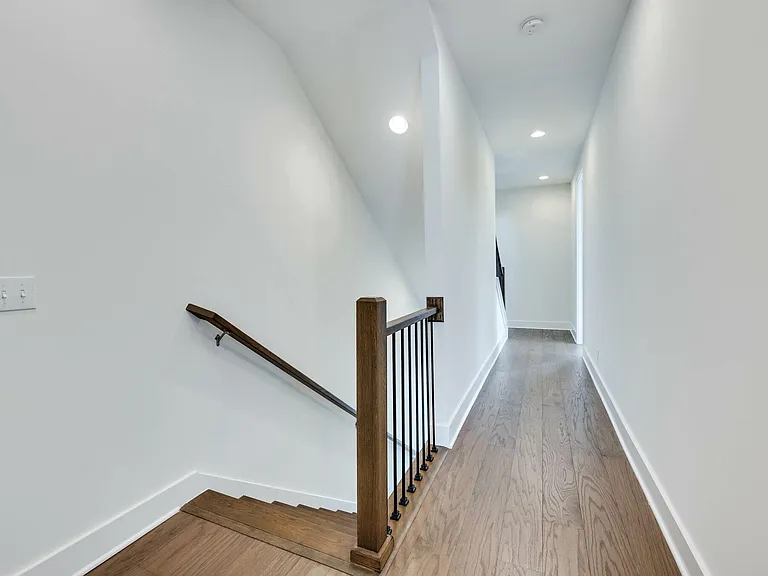 660 Hamilton Ave — Photo 28