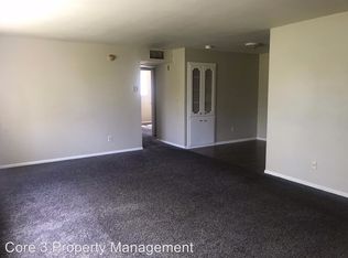 228 E Oak Cliff Ct APT B3, Peoria, IL