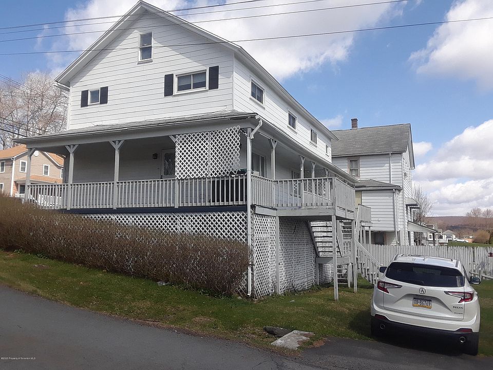 2nd image of 600 Railroad St