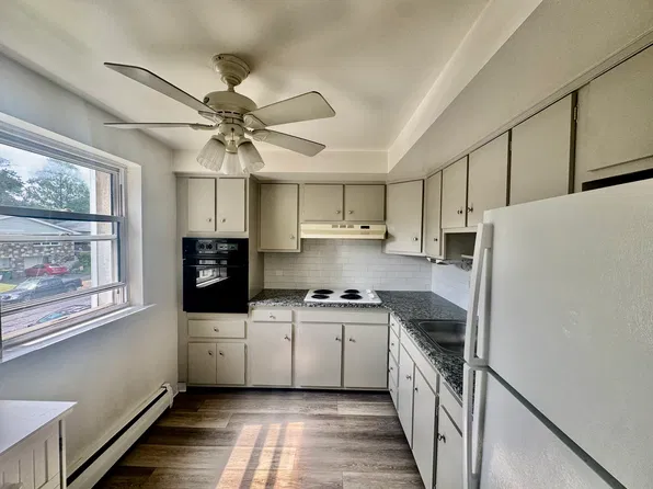 108 Oakland Ave APT B, Lansdale, PA 19446
