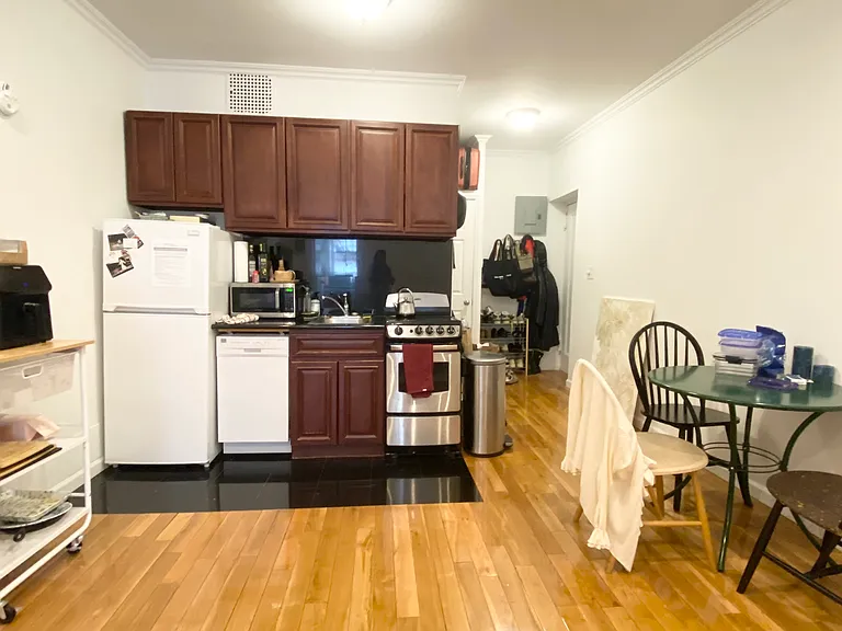 55 E Houston St #3W — Photo 2