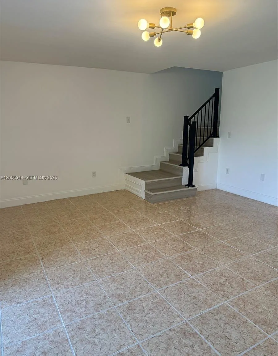 9050 NW 28th St — Photo 3